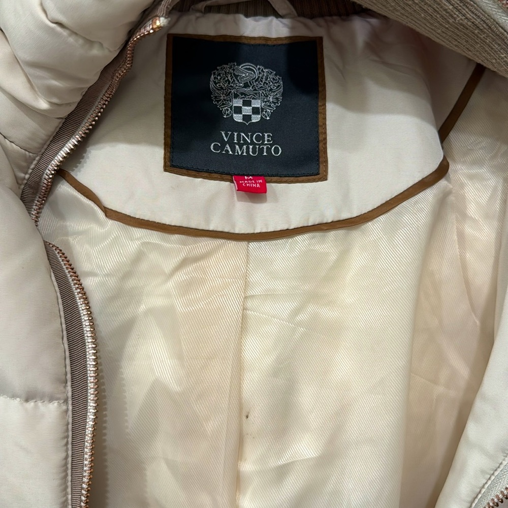 Vince Camuto Cream Puffer Winter Dessert in a Front Zipper Coat M - Picture 8 of 13